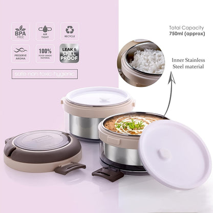 Compact insulated lunch box ideal for travel and outdoor meals