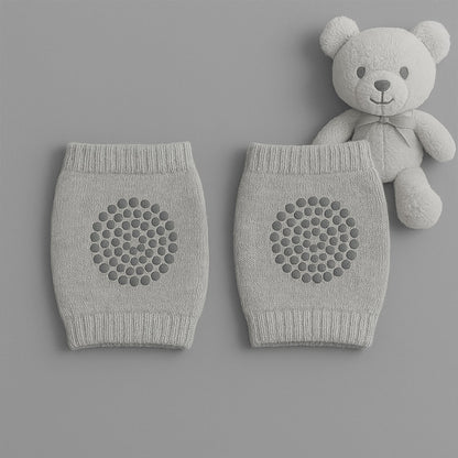 Cozy light grey wool leg warmers with thickened sponge knee pads for kids