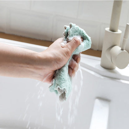 Durable kitchen cleaning towel laid flat on a surface, ready for action.