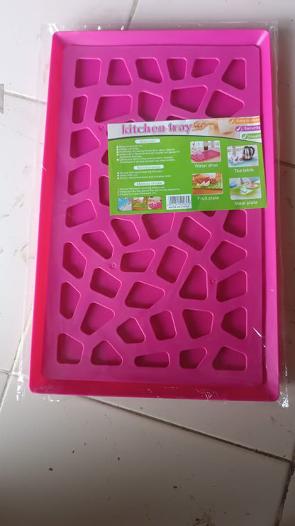 Rectangular plastic kitchen tray with hollow design for multi-purpose use
